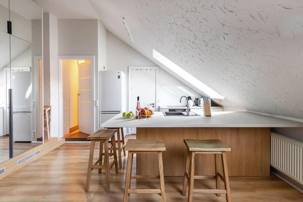 Luxury Apartment In Gediminas Avenue With Terrace VNO Exterior photo